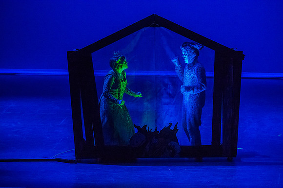 SFHS Shrek The Musical-ThesCon 2014