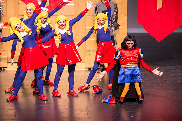 SFHS Shrek The Musical-ThesCon 2014
