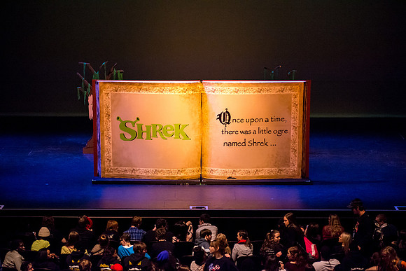 SFHS Shrek The Musical-ThesCon 2014