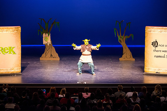 SFHS Shrek The Musical-ThesCon 2014