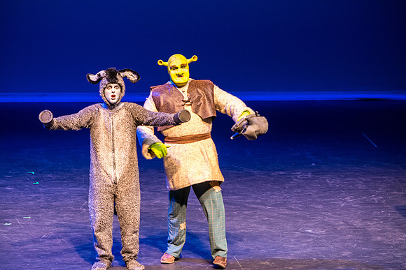 SFHS Shrek The Musical-ThesCon 2014