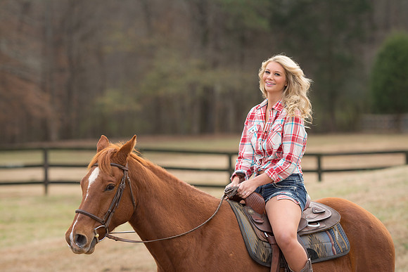 Mane Selection Photo Shoot