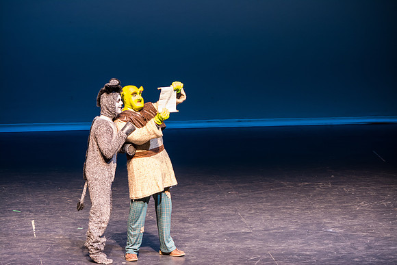 SFHS Shrek The Musical-ThesCon 2014