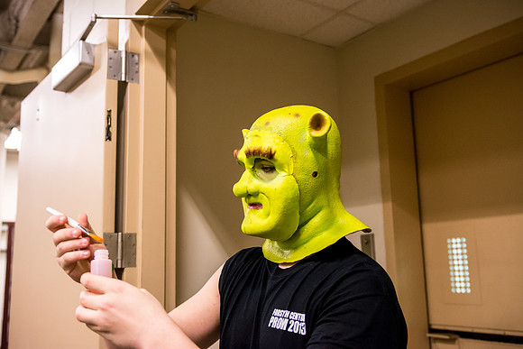 SFHS Shrek The Musical-ThesCon 2014