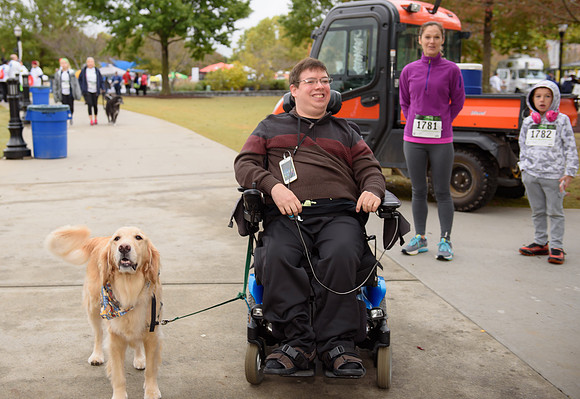 20181027-JonnyandXena5K-1070