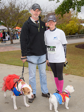 20181027-JonnyandXena5K-1075