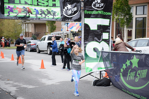 20181027-JonnyandXena5K-1240