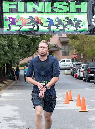 20181027-JonnyandXena5K-2010