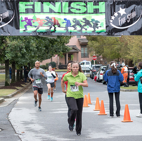 20181027-JonnyandXena5K-2017