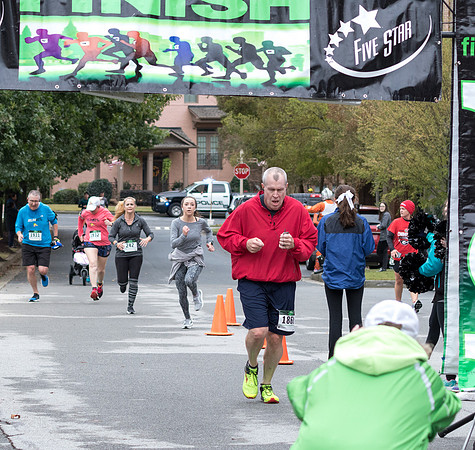 20181027-JonnyandXena5K-2021