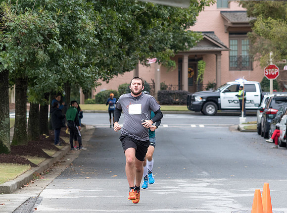 20181027-JonnyandXena5K-2022