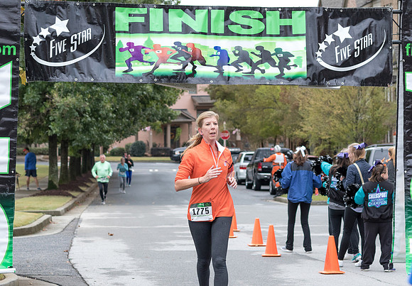 20181027-JonnyandXena5K-2041