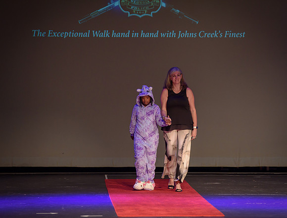 Fashion Speaks On The Creek