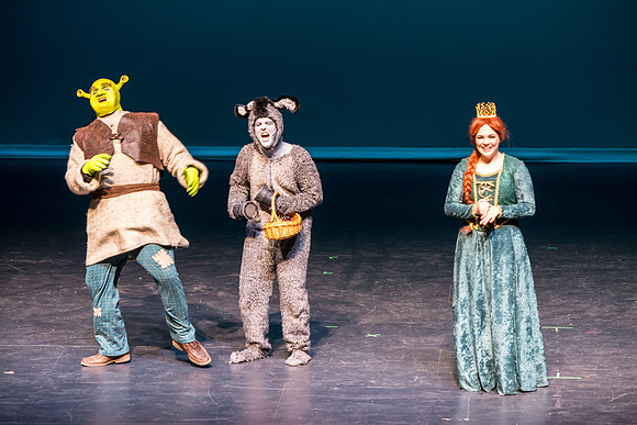 SFHS Shrek The Musical-ThesCon 2014