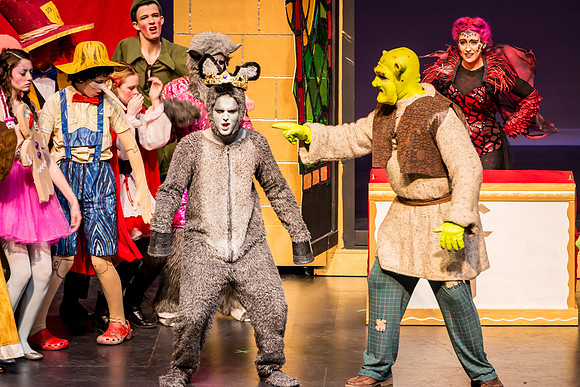 SFHS Shrek The Musical-ThesCon 2014