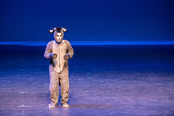 SFHS Shrek The Musical-ThesCon 2014