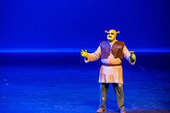 SFHS Shrek The Musical-ThesCon 2014