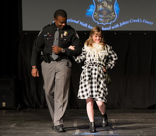 2016 Fashion Speaks on the Creek