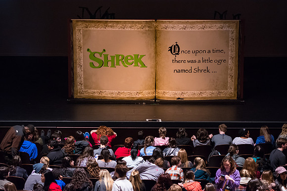 SFHS Shrek The Musical-ThesCon 2014