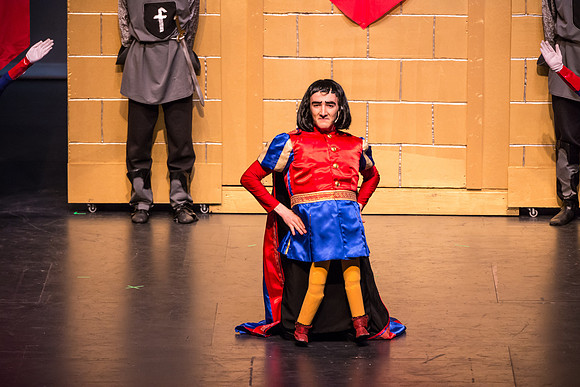 SFHS Shrek The Musical-ThesCon 2014