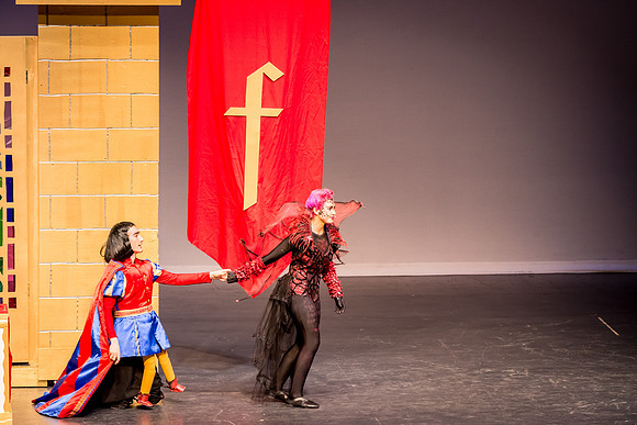 SFHS Shrek The Musical-ThesCon 2014
