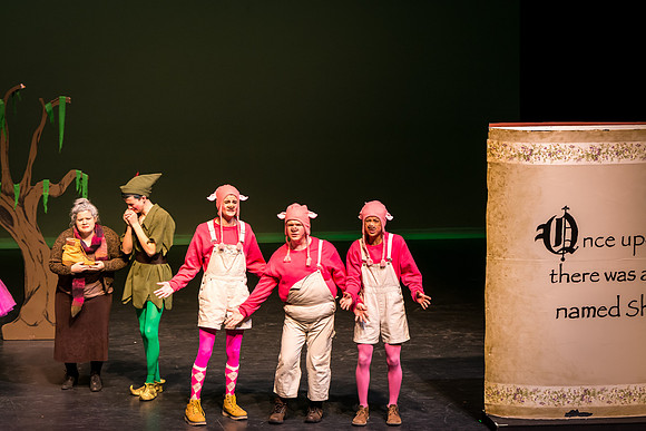 SFHS Shrek The Musical-ThesCon 2014